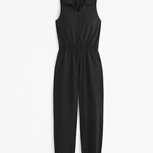 Traveler Zip-Up Jumpsuit